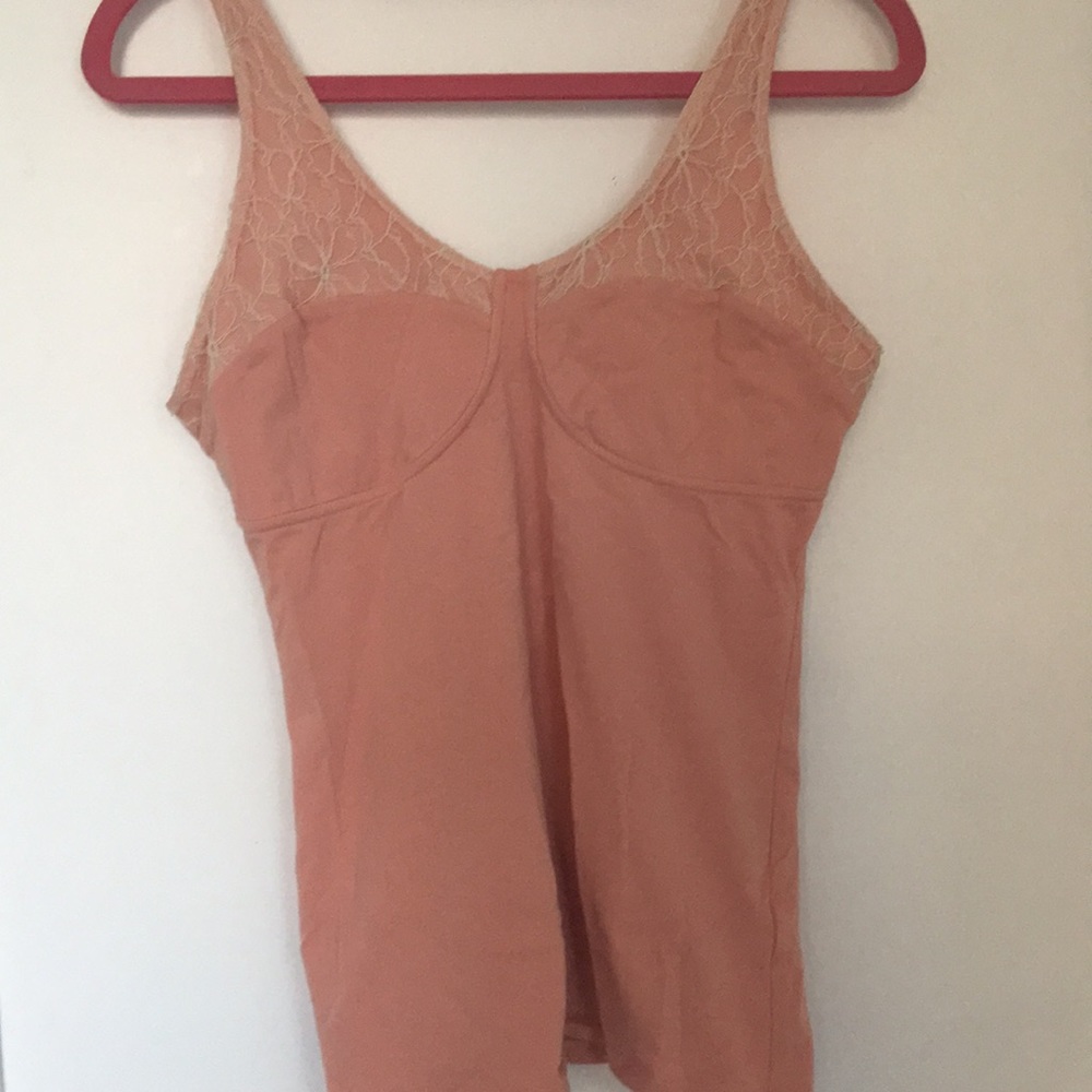 Pink tank top with lace